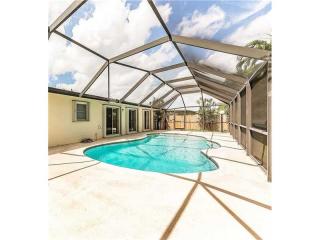 7613 135th Pl, Miami, FL 33183-3205