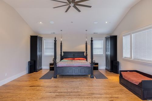 1857 Alice Dr, Penngrove CA  94951-9750 exterior