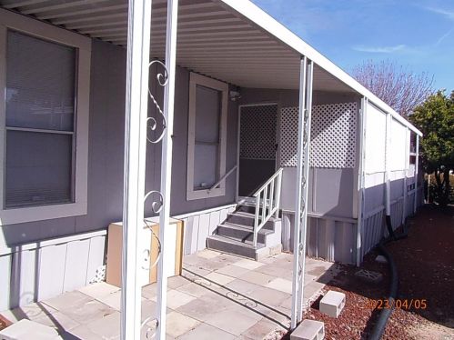 11 Palm Dr, West Pittsburg CA  94565-5401 exterior