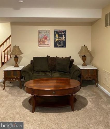 500 Rosemary Ln, Purcellville VA  20132-3274 exterior