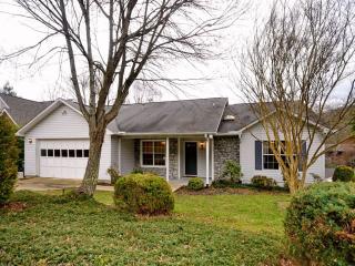 2940 Middleton Way Ct, Hendersonville, NC 28791-1813