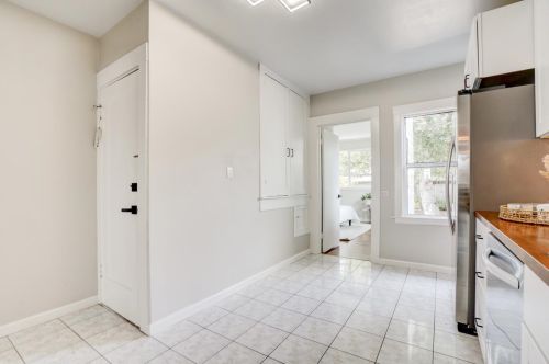 177 Elm Ave, San Bruno CA  94066-5402 exterior