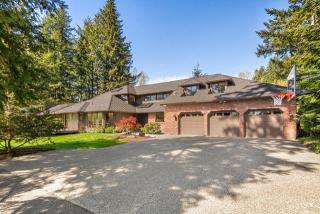 23710 24th St, Redmond, WA 98075-6024