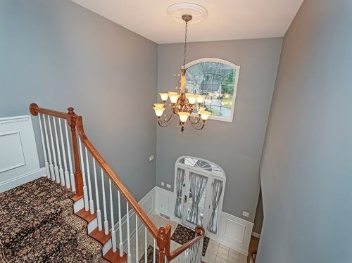 121 Marlboro Dr, Canonsburg, PA 15317-3651