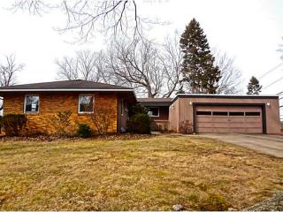 1232 Pinewood Dr, Pittsburgh, PA 15243-1812