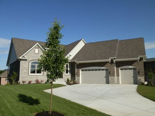 1732 Calvert Farms Dr, Greenwood, IN 46143-6243