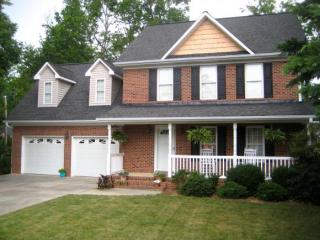 3111 Harrison Ct, Burlington, NC 27215-6285
