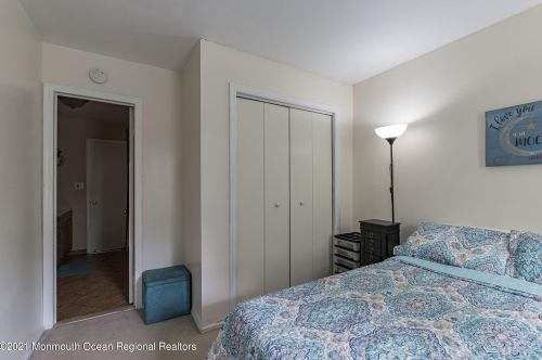 41 Kingsley Way, East Freehold NJ  07728-1675 exterior