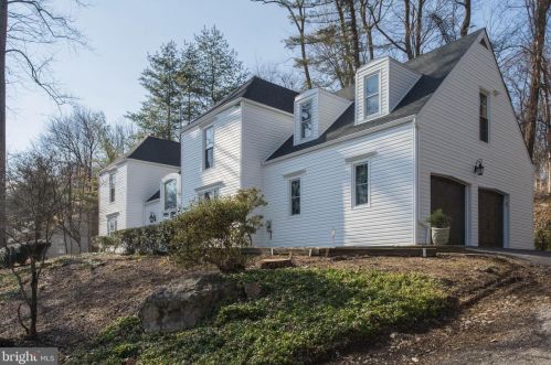 220 Hansell Rd, Newtown Square PA  19073-2509 exterior