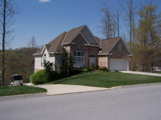 103 Polo Dr, Blountville, TN 37617-4558