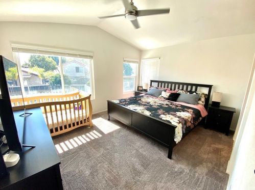 45372 Escalante Ct, Temecula CA  92592-5725 exterior