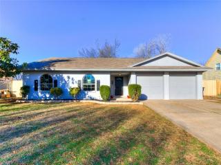 609 Bouziden Pl, Oklahoma City OK  73160-6841 exterior