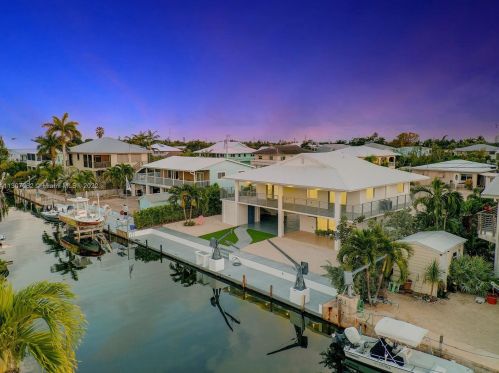 29557 Flying Cloud Ave, Summerland Key, FL 33043-3225