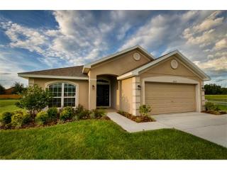 2143 Bexley Dr, Tavares, FL 32778-5717