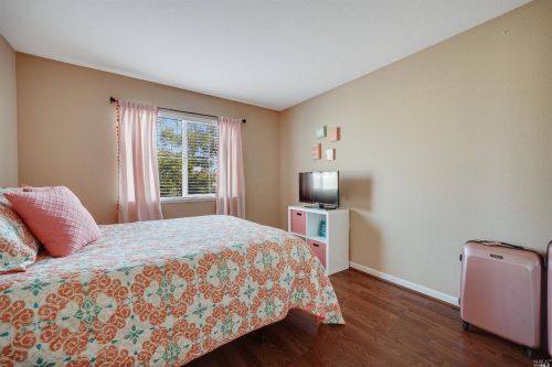 336 Tilden Cir, Vacaville CA  95688-9485 exterior