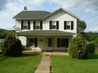 2327 Kittanning Pike, Parker, PA 16049-1415