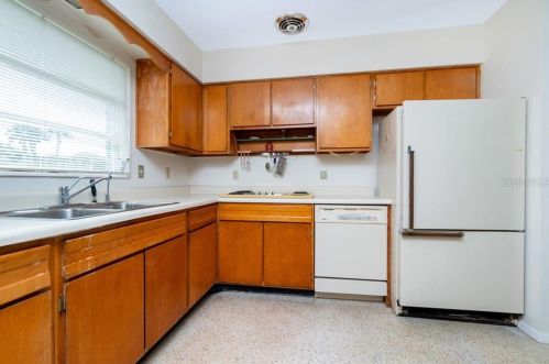 108 Lyons Bay Rd, Nokomis FL 34275-3015 exterior