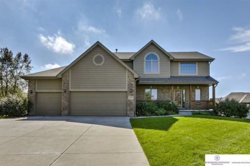 16315 Sheffield Cir, Bennington, NE 68007-1863