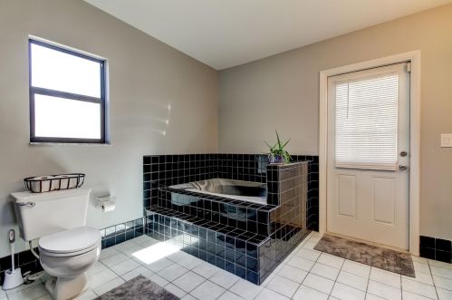 2854 Trailwood Dr, Palm Harbor FL  34684-3250 exterior