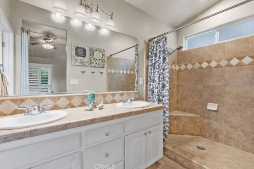 1623 Harvest Glen Dr, Chico CA  95928-7372 exterior