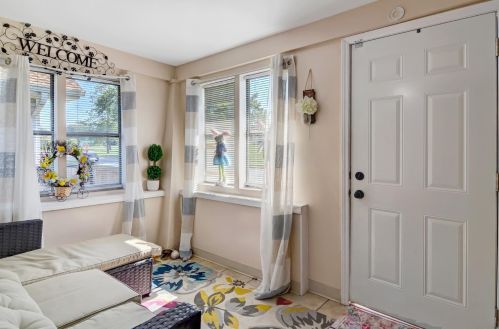 1045 Lyons St, Hammond IN  46320-2619 exterior