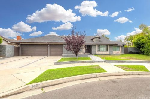 1452 Navarro Pl, Orange, CA 92869-1421