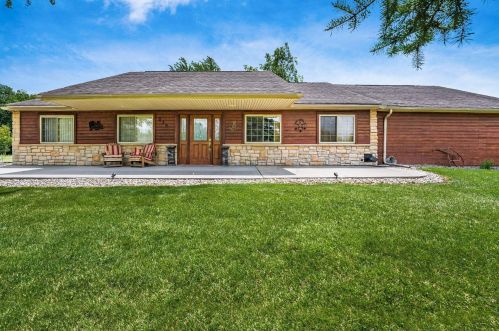 239 Arthur Bradley Rd, London, OH 43140-9655