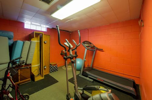 6800 91, Milwaukee WI 53224-4711 exterior