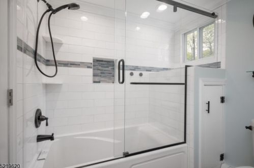 72 High Ave, Dover NJ  07869-1038 exterior