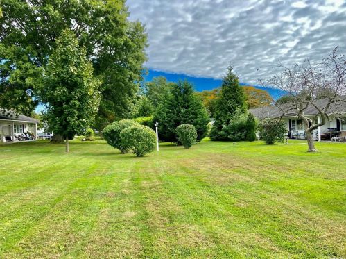 55075 Route 25, Southold, NY 11971-4682