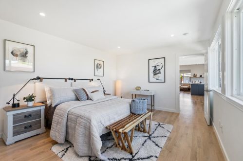 347 Paramount Dr, Millbrae CA  94030-1324 exterior