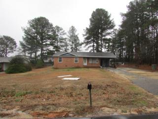 1177 Andrews Rd, Fayetteville, NC 28311-1156