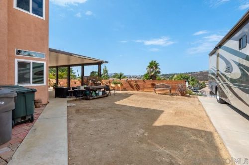 1497 Miss Elle Way, Alpine CA  91901-3981 exterior