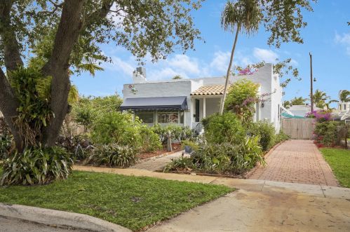 717 Macy St, West Palm Beach, FL 33405-4239