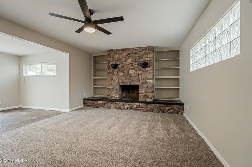 7020 12 St, Phoenix AZ 85086-4800 exterior