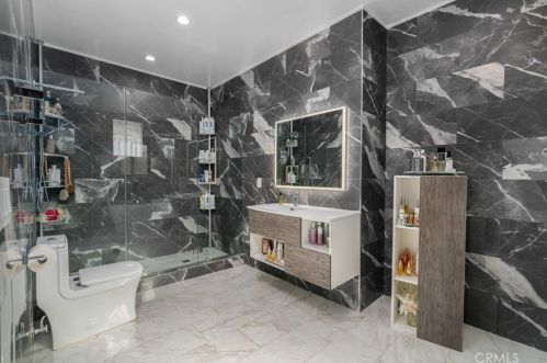 3411 Chevy Chase Dr, Glendale CA  91206-1418 exterior