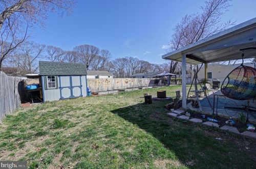 33 Anchorage Blvd, Berkeley Township NJ  08721-1860 exterior