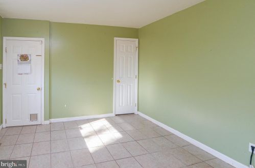 514 Asbury Ave, West Deptford NJ  08063-1230 exterior