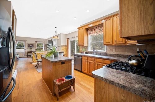 270 Prosperous Valley Rd, Middletown NY  10940-8707 exterior