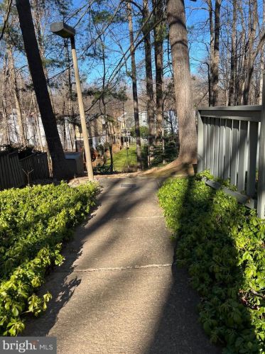 11726 Decade Ct, Herndon, VA 20191-2942