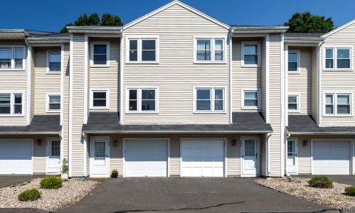 505 Carlton Ln, Rocky Hill, CT 06067-1057