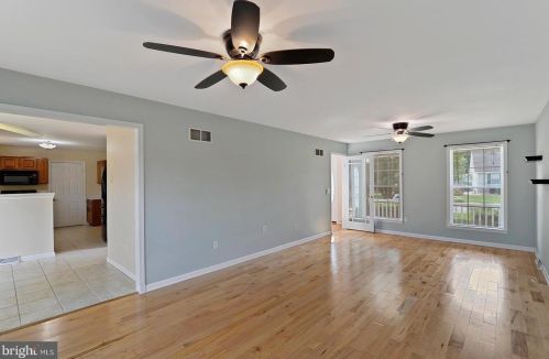 195 Apple Blossom Dr, Camden-Wy DE  19934-1970 exterior