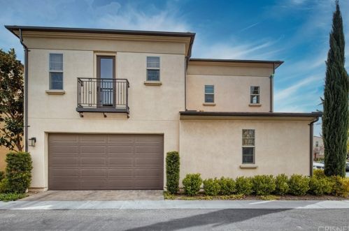 21973 Propello Dr, Santa Clarita, CA 91350-8546