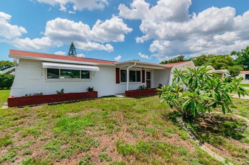 3315 Matchlock Dr, Tarpon Springs, FL 34690-2139