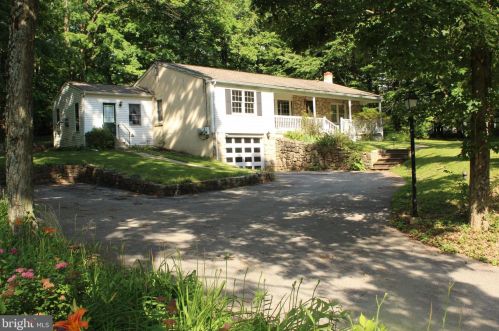 2825 Eagleville Rd, Norristown, PA 19403-2031