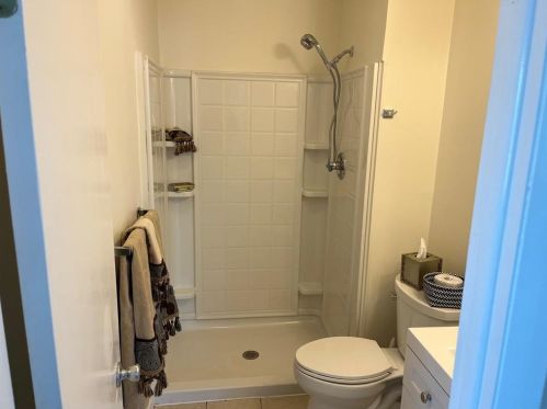 109 Vista Dr, Easton PA  18042-7201 exterior