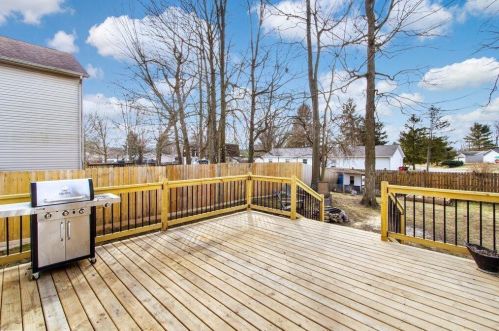 221 Bent Tree Ln, Pataskala OH  43062-8111 exterior