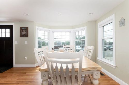 2 Howard St, Salem NH  03079-2565 exterior