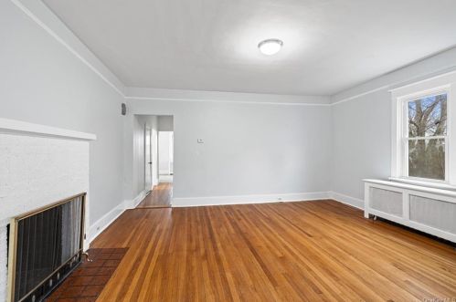 143 Chatterton Pkwy, White Plains NY  10606-2242 exterior