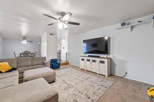 608 Trask Ln, Modesto CA  95354-1950 exterior